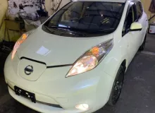 Вентилятор охлаждения радиатора NISSAN LEAF 2013/Цвет QAB 214813NK0A AZE0/ZE1 EM57, передний
