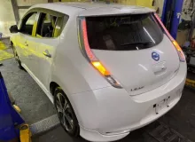 Радиатор основной NISSAN LEAF 2012/Цвет QAB 214103NK0A AZE0 EM57, передний