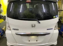 Лобовина двс HONDA FREED SPIKE/FREED/CIVIC 2012/Цвет NH624P 11410RW0000 GP3/FB4 LEA, передняя