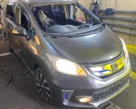 Лобовина двс HONDA