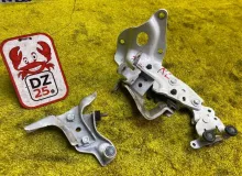 Ролик раздвижной двери TOYOTA VOXY/NOAH/ESQUIRE 2014/Цвет 070 6833628090 ZRR85G/ZRR85W/ZRR85/ZRR80G/ZRR80/ZRR80W/ZWR80/ZWR80G/ZWR80W 3ZRFAE, задний левый