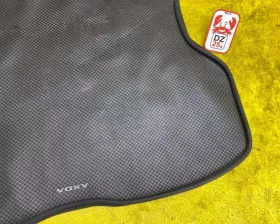 Коврик багажника Toyota