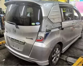 Лобовина двс HONDA