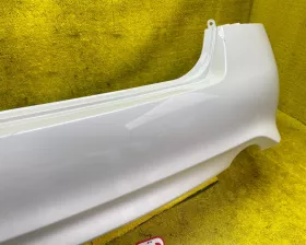 Бампер NISSAN