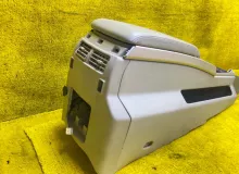 Бардачок между сиденьями INFINITI QX56 2004/Цвет G10 - LIQUID ONYX 969507S609 JA60 VK56DE, передний