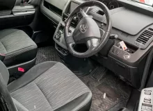 Коврики комплект TOYOTA VOXY ЛЕВЫЙ|ПРАВЫЙ|ПЕРЕДНИЙ|ЗАДНИЙ|2012 5854028B80B3 ZRR70W/ZRR70G/ZRR70/ZRR75G/ZRR75W/ZRR75 3ZRFAE