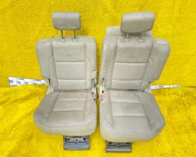 Сидение NISSAN