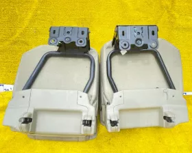 Сидение NISSAN