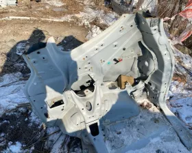 Крыло заднее TOYOTA