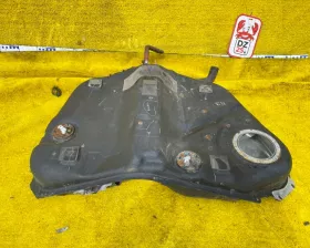 Топливный бак Toyota