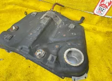 Топливный бак TOYOTA SIENTA 2015/Цвет 070 7700152550 NCP175/NCP175G 1NZFE, задний