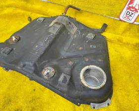 Топливный бак Toyota