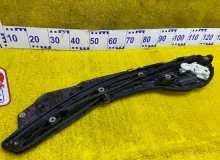 Доводчик двери TOYOTA ESQUIRE/NOAH/VOXY 2014/Цвет 220 8500628171 ZRR85G/ZRR85W/ZRR85/ZRR80G/ZRR80/ZRR80W/ZWR80/ZWR80G/ZWR80W 3ZRFAE, задний левый