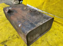 Топливный бак HYUNDAI AERO TOWN 3111055004 KMJNN D6DA, задний Топливный бак HYUNDAI AERO TOWN 3111055004 KMJNN D6DA, задний