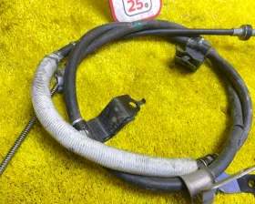 Тросик ручника Toyota