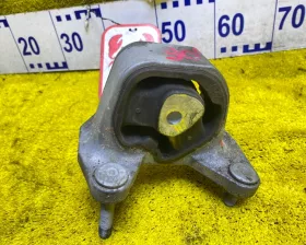 Подушка двигателя TOYOTA