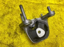 Подушка двигателя LEXUS RX300/RX200T 2020 1237136260 AGL20W/AGL20L/AGL20R/AGL25W/AGL25L/AGL25R 8ARFTS, задняя