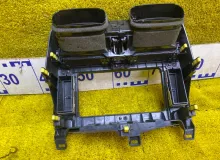 Консоль магнитофона TOYOTA LAND CRUISER PRADO 2017-2024 5542060160 TRJ150W/TRJ150L/TRJ150/TRJ152/TRJ155/GDJ150W/GDJ150R/GDJ150L/GDJ150/GDJ151W/GDJ151/GDJ155L/GDJ155R/GDJ155/GRJ150W/GRJ150L/GRJ150/GRJ151W/GRJ151/GRJ152/KDJ150/KDJ150L/KDJ155 2TRFE, передний