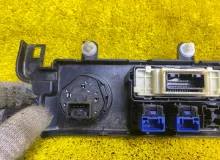 Кнопка включения 4WD TOYOTA LAND CRUISER PRADO 2017-2023 8422360090 GDJ150W/GDJ150R/GDJ150L/GDJ150/GDJ151W/GDJ151/GDJ155L/GDJ155R/GDJ155/GRJ150W/GRJ150L/GRJ150/GRJ151W/GRJ151/GRJ152/KDJ150/KDJ150L/KDJ155/TRJ150W/TRJ150L/TRJ150/TRJ152/TRJ155 1GDFTV, передн