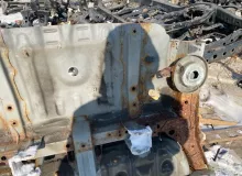 Тазик железный TOYOTA ISIS 2012/Цвет 070 5830744081 ZGM15W/ZGM15G/ZGM10W/ZGM11G/ZGM11W/ZNM10G/ZNM10W/ANM10G/ANM10W/ANM15G/ANM15W 2ZRFAE, задний