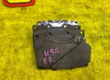 Тормозные колодки TOYOTA SEQUOIA/TUNDRA 2001/Цвет 202 044650C012 UCK35L/UCK45L/UCK31L/UCK41L 2UZFE, переднее