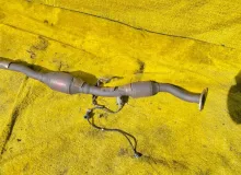 Катализатор TOYOTA ISIS 2012/Цвет 070 1742037160 ZGM15W/ZGM15G/ZGM15 2ZRFAE, передний