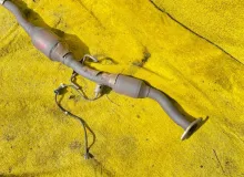 Катализатор TOYOTA ISIS 2012/Цвет 070 1742037160 ZGM15W/ZGM15G/ZGM15 2ZRFAE, передний