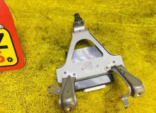 Блок управления 4wd TOYOTA ISIS 2010/Цвет 1F7 8963044020 ZGM15G/ZGM15W/ZGM15 2ZRFAE, передний