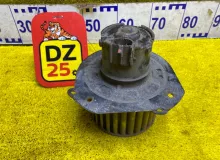 Мотор печки FORD F800 1995/Цвет BW F80/F80330/1FDPF80C4SVA26396 6BTA/CUMMINS 6BTA5.9, передний
