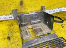 Подножка FORD F800 1995/Цвет BW F80/F80330/1FDPF80C4SVA26396 6BTA/CUMMINS 6BTA5.9, передняя правая Подножка FORD F800 1995/Цвет BW F80/F80330/1FDPF80C4SVA26396 6BTA/CUMMINS 6BTA5.9, передняя правая