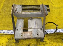 Подножка FORD F800 1995/Цвет BW F80/F80330/1FDPF80C4SVA26396 6BTA/CUMMINS 6BTA5.9, передняя правая Подножка FORD F800 1995/Цвет BW F80/F80330/1FDPF80C4SVA26396 6BTA/CUMMINS 6BTA5.9, передняя правая