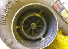 Турбина FORD F800 1995 3533316 F80/F80330/1FDPF80C4SVA26396 CUMMINS 5.9 6BTA/B5.9-190/B5.9/CUMMINS 6BTA5.9/CUMMINS FD-1060/CUMMINS MID-RANGE, передняя
