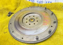 Маховик FORD F800 1995 F80/F80330/1FDPF80C4SVA26396 CUMMINS 5.9 6BTA/B5.9-190/B5.9/CUMMINS 6BTA5.9/CUMMINS FD-1060/CUMMINS MID-RANGE, передний Маховик FORD F800 1995 F80/F80330/1FDPF80C4SVA26396 CUMMINS 5.9 6BTA/B5.9-190/B5.9/CUMMINS 6BTA5.9/CUMMINS FD-1060/CUMMINS MID-RANGE, передний
