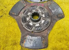 Корзина сцепления FORD F800 1995 F80/F80330/1FDPF80C4SVA26396 CUMMINS 5.9 6BTA/B5.9-190/B5.9/CUMMINS 6BTA5.9/CUMMINS FD-1060/CUMMINS MID-RANGE