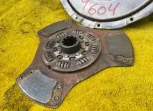 Корзина сцепления FORD F800 1995 F80/F80330/1FDPF80C4SVA26396 CUMMINS 5.9 6BTA/B5.9-190/B5.9/CUMMINS 6BTA5.9/CUMMINS FD-1060/CUMMINS MID-RANGE