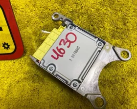 Блок управления airbag TOYOTA