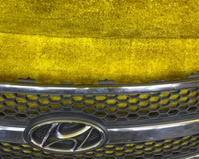 Решетка радиатора Hyundai / KIA