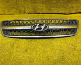 Решетка радиатора Hyundai / KIA