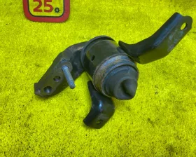 Подушка двигателя TOYOTA
