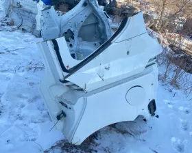 Крыло заднее TOYOTA