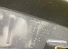 Пластик замка багажника FORD EXPLORER 2011/Цвет UH DB5Z7842624CB U502 ECOBOOST20/T20HDTX/PDED/HDTX/2.0-ECOBOOST-240/TPBA/TPWA/204PT/B4204T7, задний