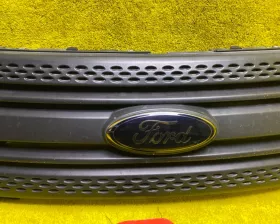 Решетка радиатора Ford