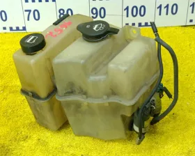 Бачок стеклоомывателя General Motors