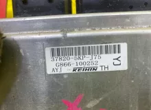 Блок управления двс HONDA SHUTTLE 2016/Цвет NH700M 378205KPJ75 GP8 LEB, передний
