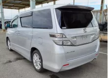 Коллектор впускной TOYOTA ALPHARD/VELLFIRE/BLADE/CAMRY/ESTIMA/MARK X ZIO/PREVIA/TARAGO 2009/Цвет 1F7 1719031081 GGH20W/GGH20/GGH25W/GGH25/GRE156H/GSV40L/GSV50L/GSR50W/GSR55W/GGA10 2GRFE, передний