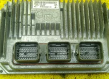 Блок управления двс HONDA VEZEL 2014/Цвет NH823M 3782051E968 RU4 LEB, передний