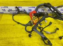 Коса двс TOYOTA NOAH/VOXY/ESQUIRE 2014/Цвет 070 8212128B50 ZWR80G/ZWR80W/ZWR80 2ZRFXE, передняя