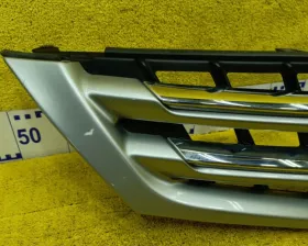 Решетка радиатора Toyota
