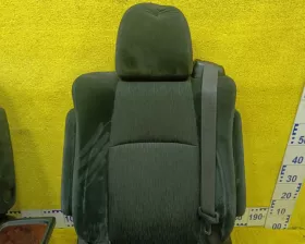 СИДЕНИЕ ПАРА TOYOTA