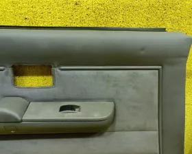 Обшивка дверей Toyota